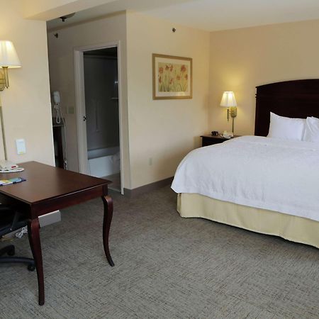 Hampton Inn By Hilton Clinton Exterior foto