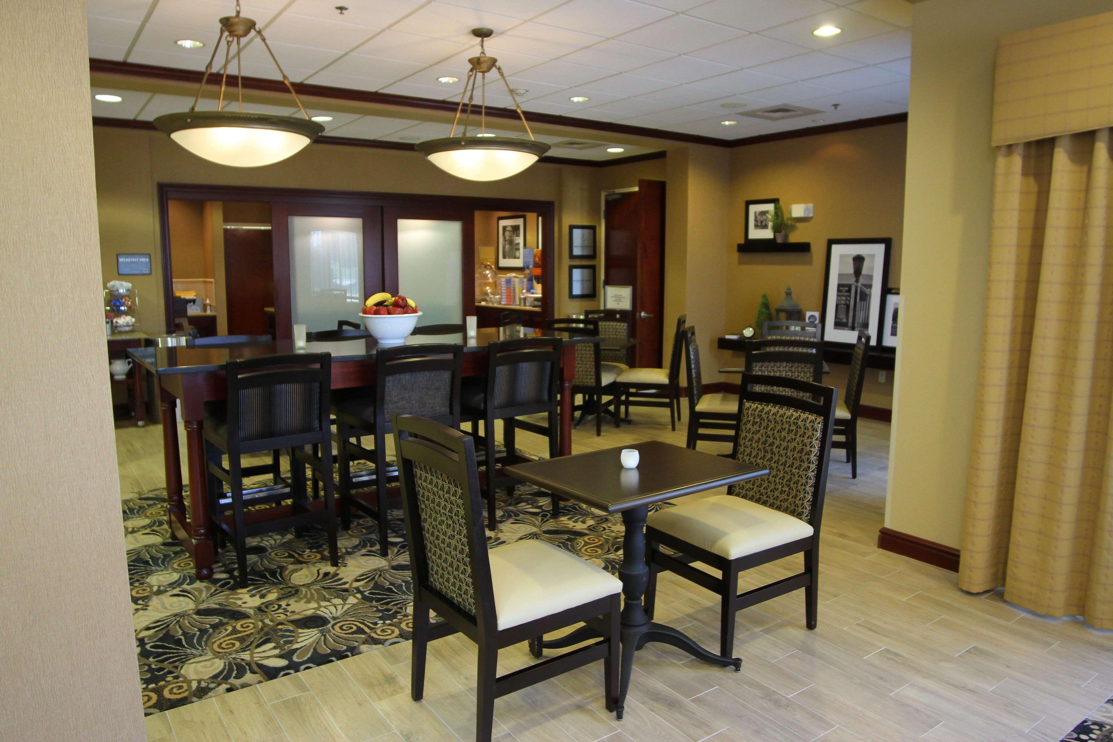 Hampton Inn By Hilton Clinton Exterior foto