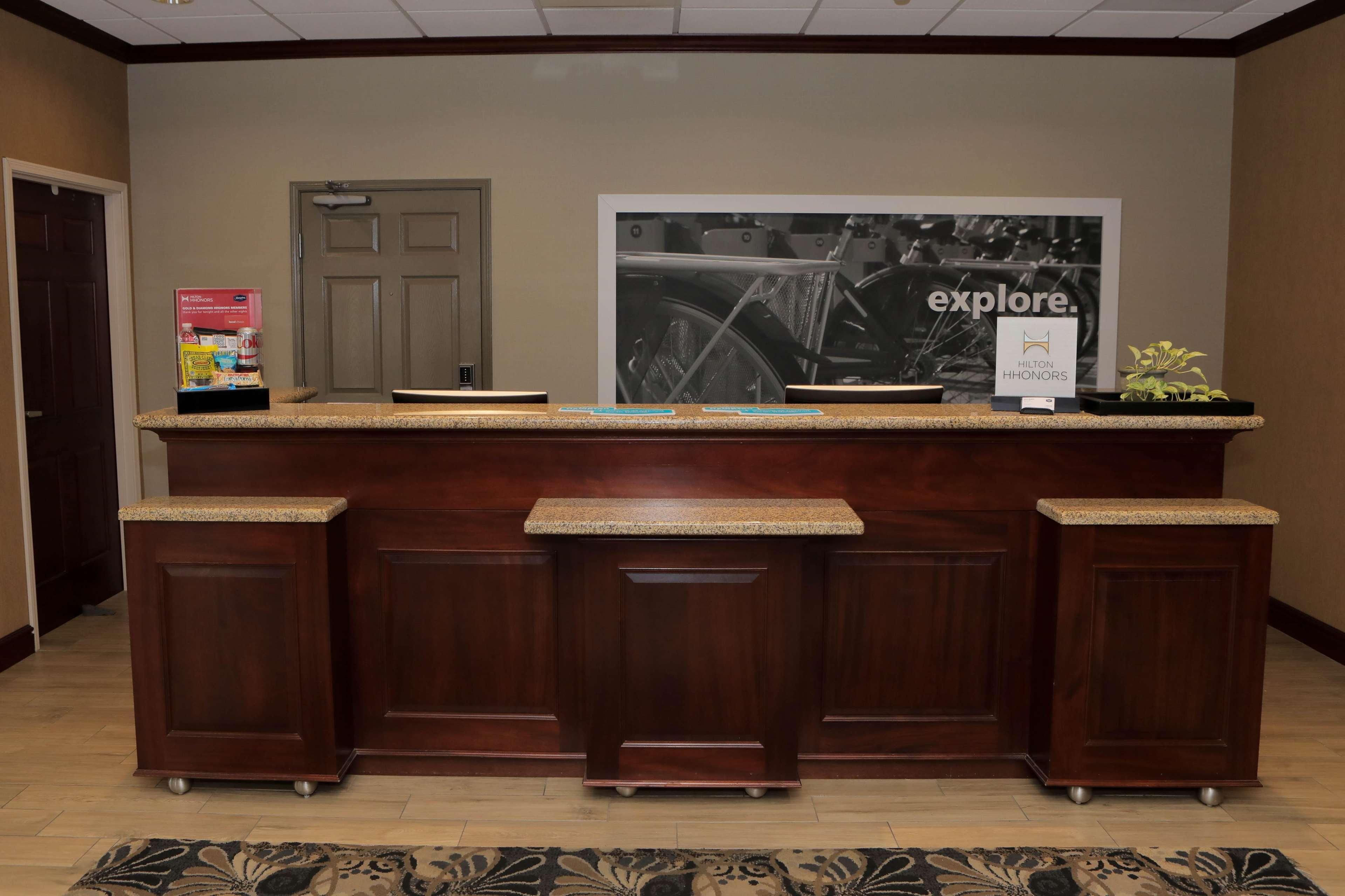 Hampton Inn By Hilton Clinton Exterior foto